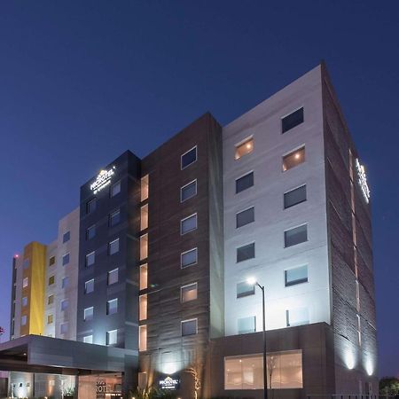 Microtel Inn & Suites By Wyndham Guadalajara Sur Palomar Kültér fotó