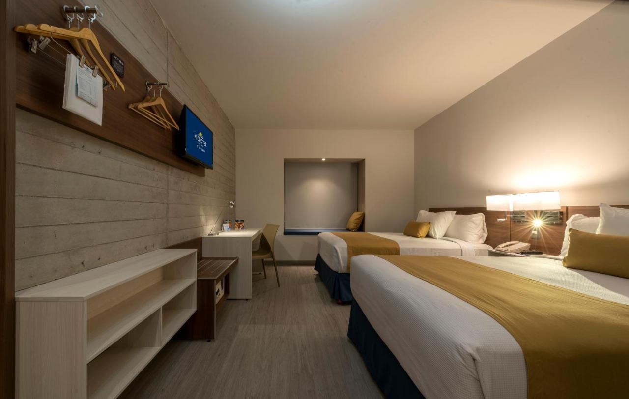 Microtel Inn & Suites By Wyndham Guadalajara Sur Palomar Kültér fotó